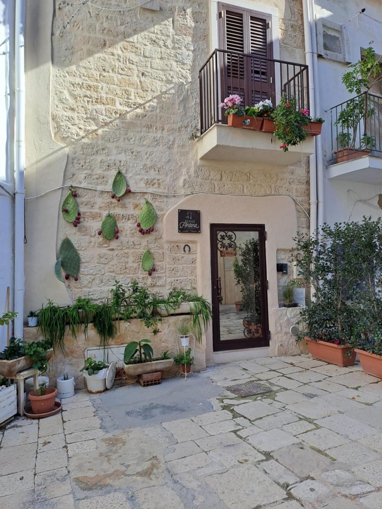 Borgo Fontana Couette-café Bari